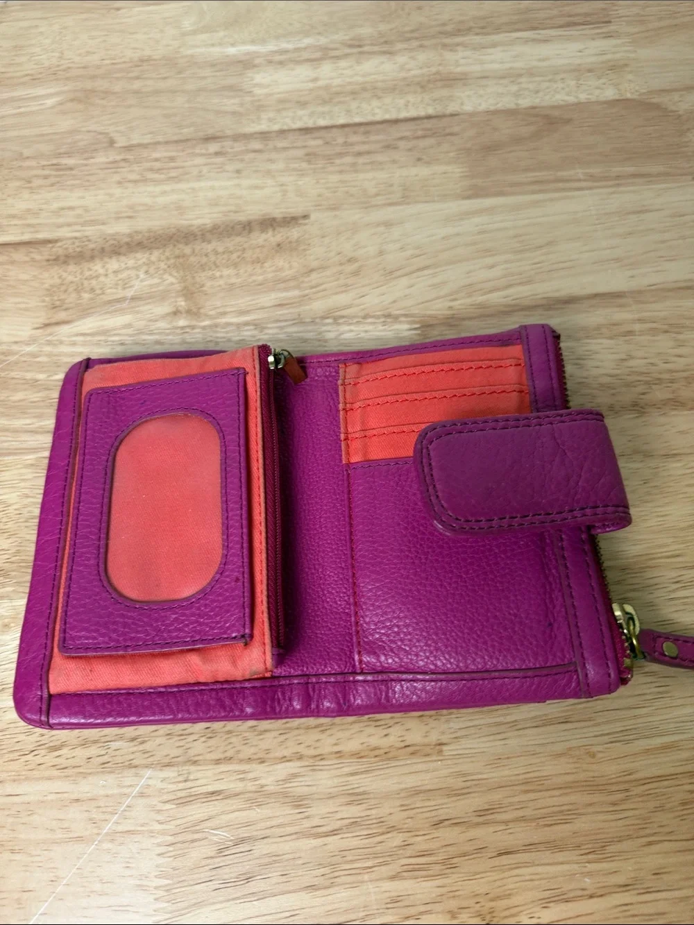 Used Fossil Women’s Leather Wallet Organizer